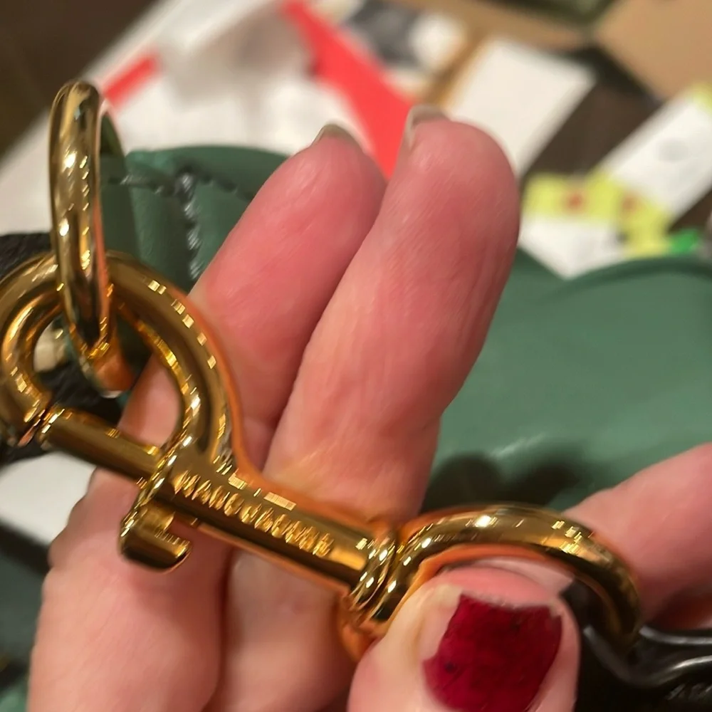 🥳🎉HOST PICK🎉🥳Gorgeous Marc Jacob’s leather bag - Picture 5 of 12